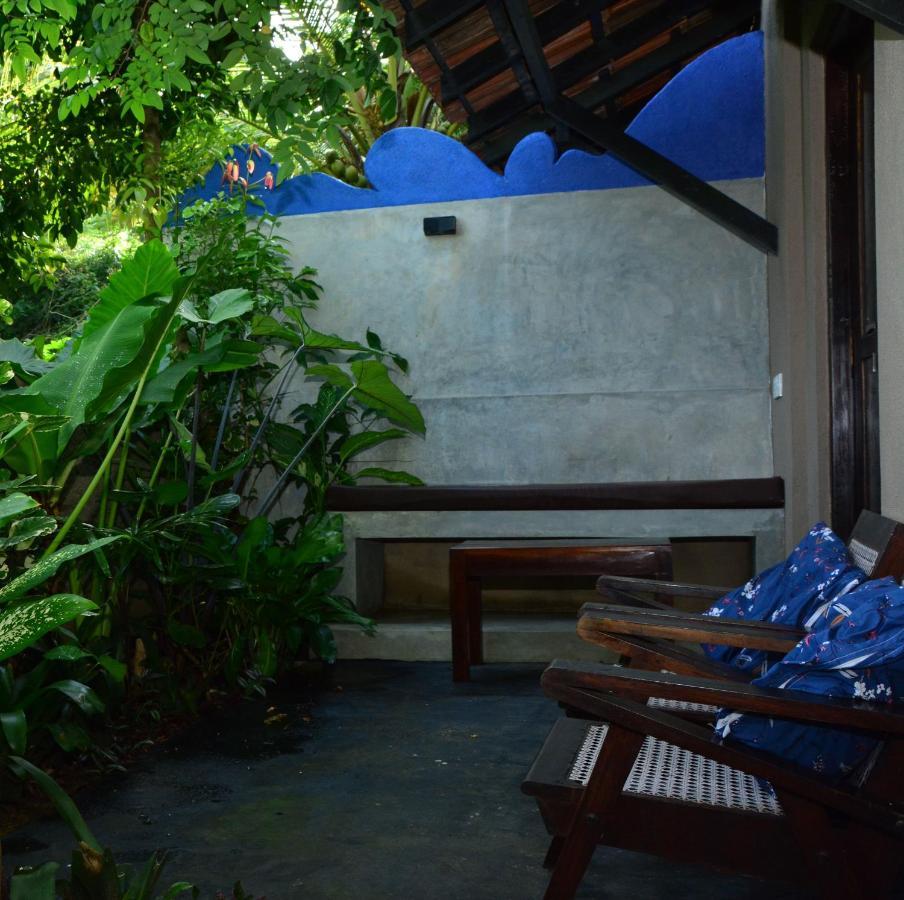 View Guesthouse & Bistro At Goyambokka แทนกาลเล ภายนอก รูปภาพ